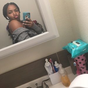 Meet your Posher, Amaya